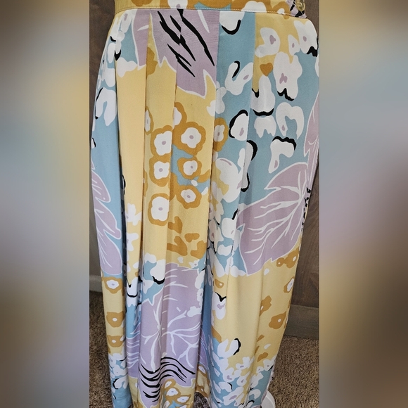 Vintage JOHN MEYER 2 Piece Skirt/top Set In Retro Floral Pastel Print. Size S/M - Picture 9 of 16